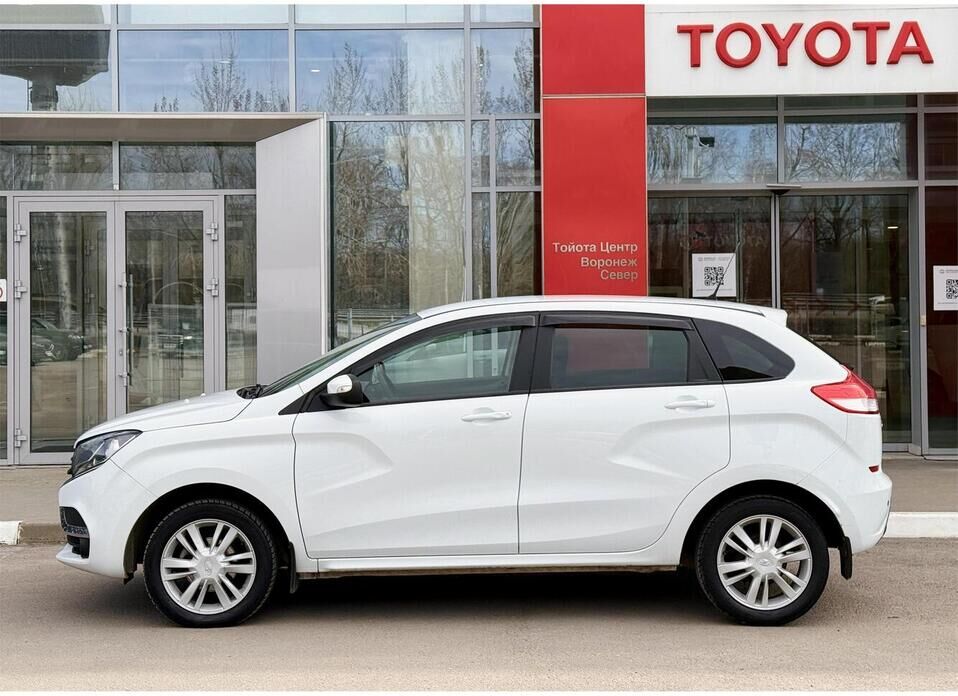 LADA (ВАЗ) XRAY, I 1.6 MT (110 л.с.)