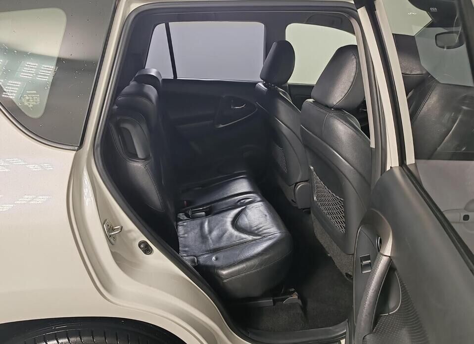 Toyota RAV4, III (XA30) Рестайлинг 2.0 CVT (158 л.с.) 4WD