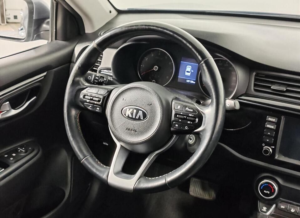 Kia Rio, IV 1.6 AT (123 л.с.)