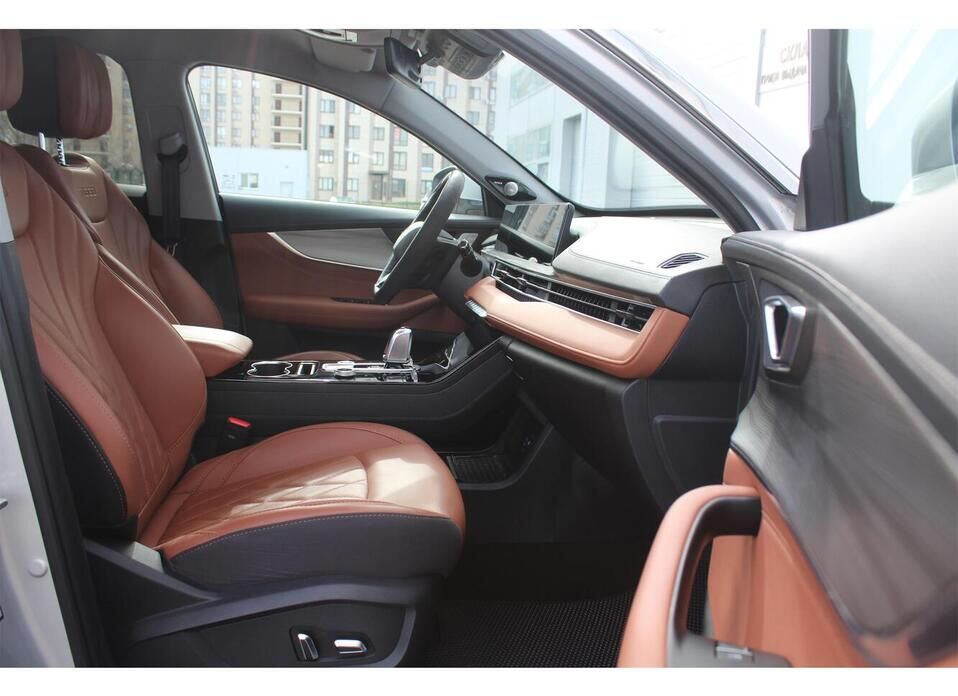 Chery Tiggo 8 Pro e+ 1.5hyb AT (235 л.с.)