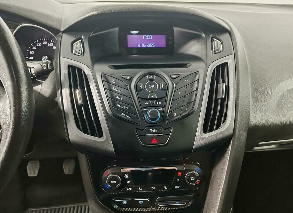 Ford Focus 1.6 MT (125 л.с.)