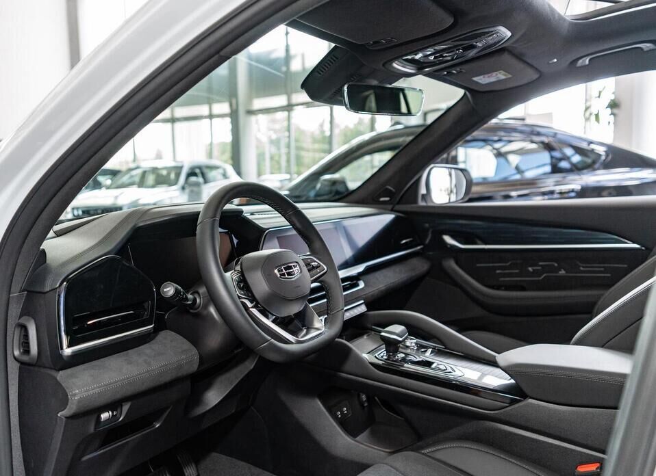 Geely Monjaro, I 2.0 AT (238 л.с.) 4WD
