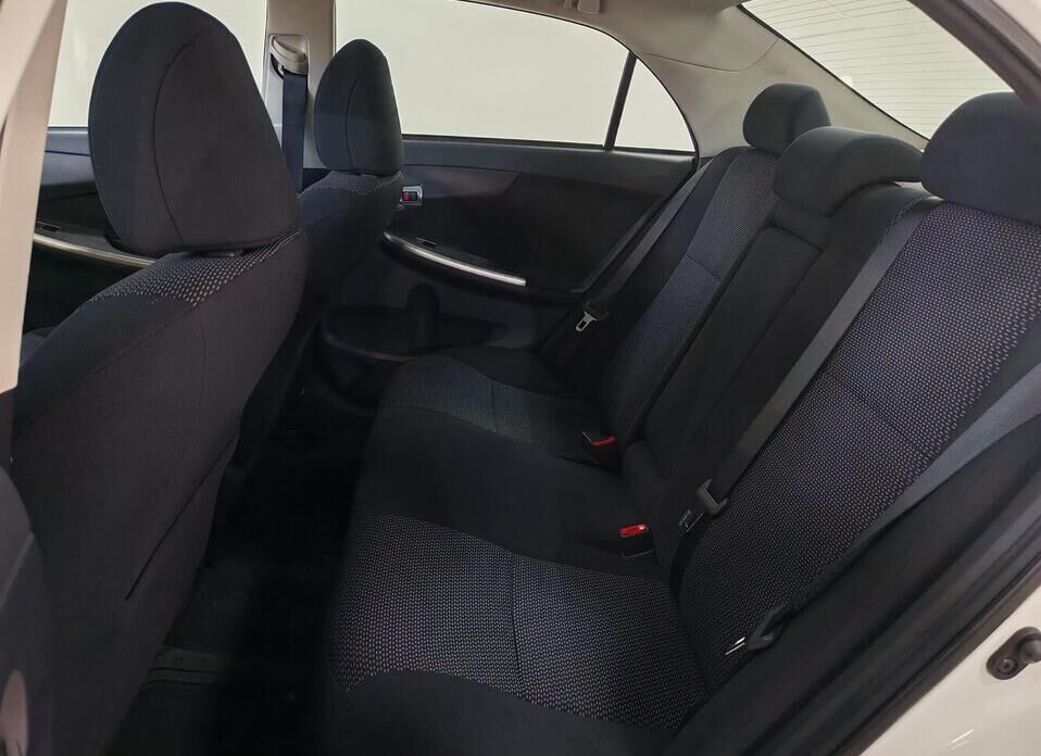 Toyota Corolla, X (E140, E150) Рестайлинг 1.6 AT (124 л.с.)