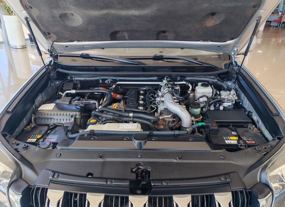 Toyota Land Cruiser Prado, 150 Series Рестайлинг 1 3.0d AT (173 л.с.) 4WD