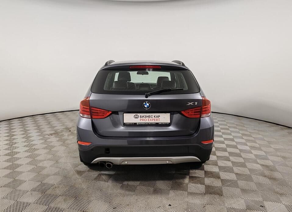BMW X1, I (E84) Рестайлинг 20i 2.0 AT (184 л.с.) 4WD