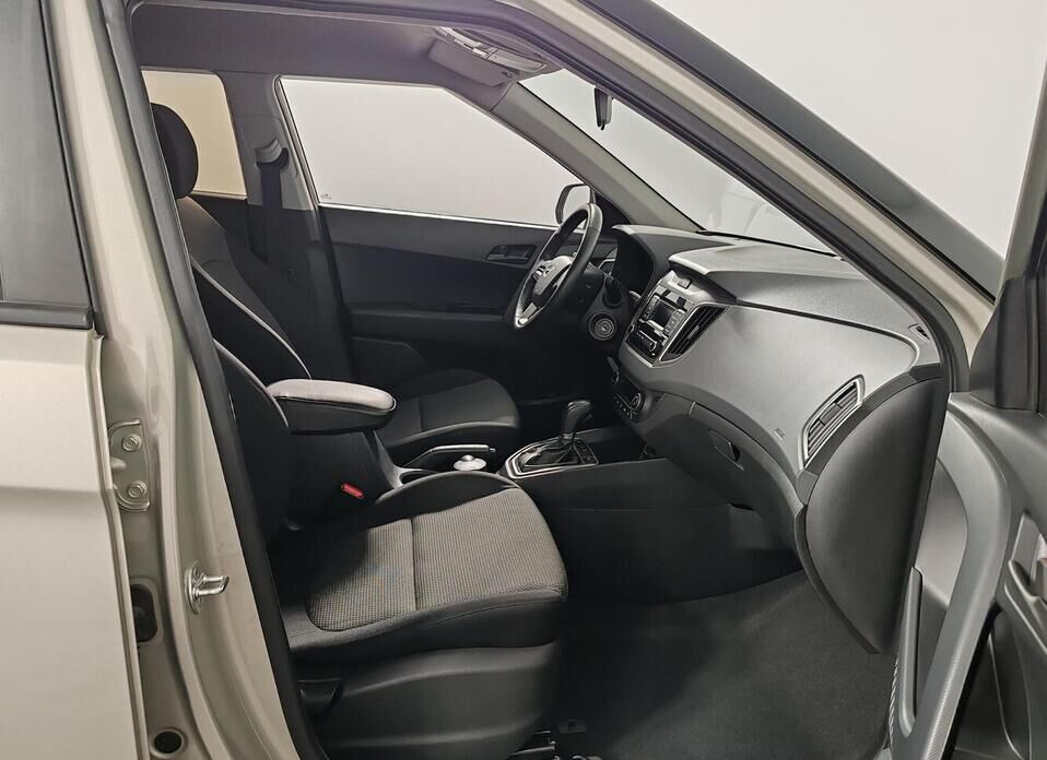 Hyundai Creta, I Рестайлинг 1.6 AT (123 л.с.)