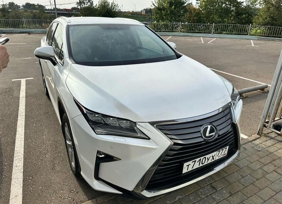 Lexus RX, IV 200t 2.0 AT (238 л.с.) 4WD