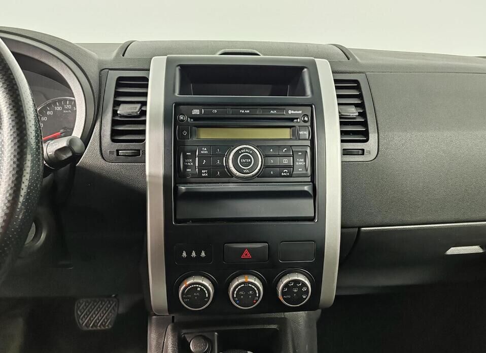 Nissan X-Trail, II Рестайлинг 2.0 CVT (141 л.с.) 4WD
