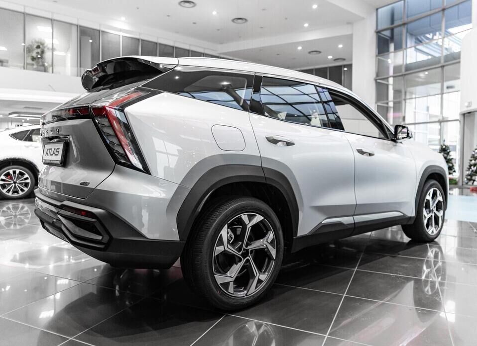 Geely Atlas, II 2.0 AT (200 л.с.) 4WD