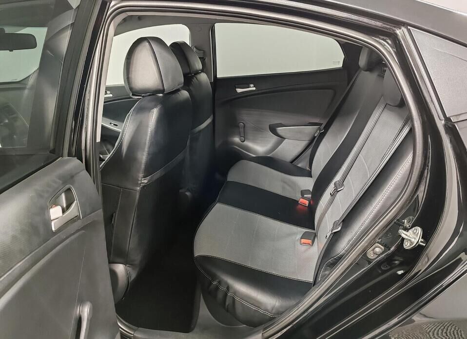 Hyundai Solaris, I 1.6 AT (123 л.с.)