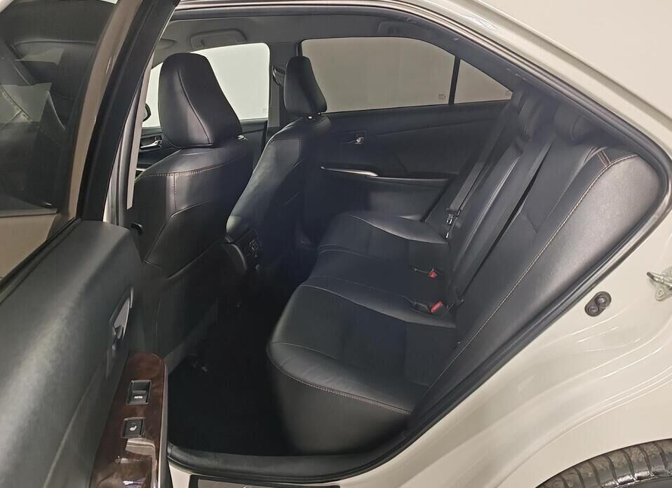 Toyota Camry, VII (XV50) Рестайлинг 2.5 AT (181 л.с.)
