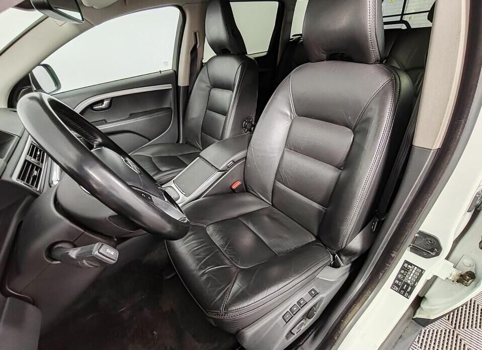 Volvo XC70 2.4d AT (175 л.с.) 4WD