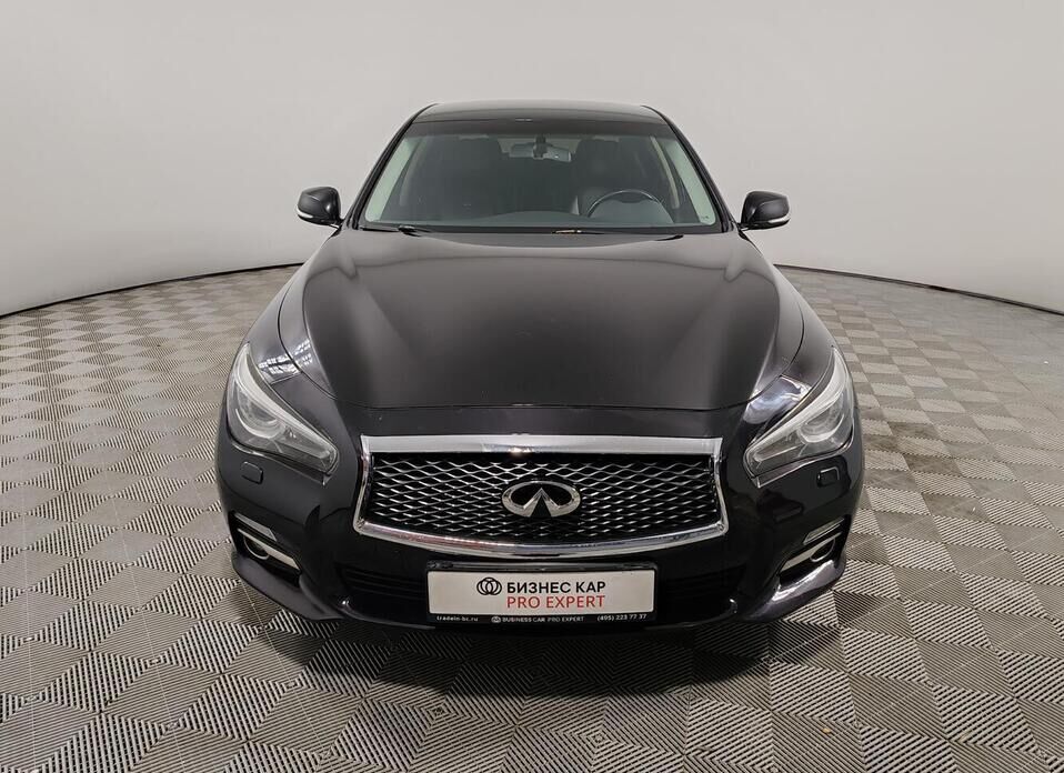 Infiniti Q50, I 2.0 AT (211 л.с.)
