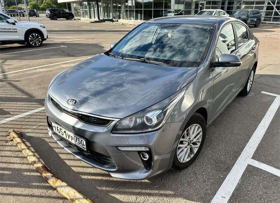 Kia Rio 1.6 AT (123 л.с.)