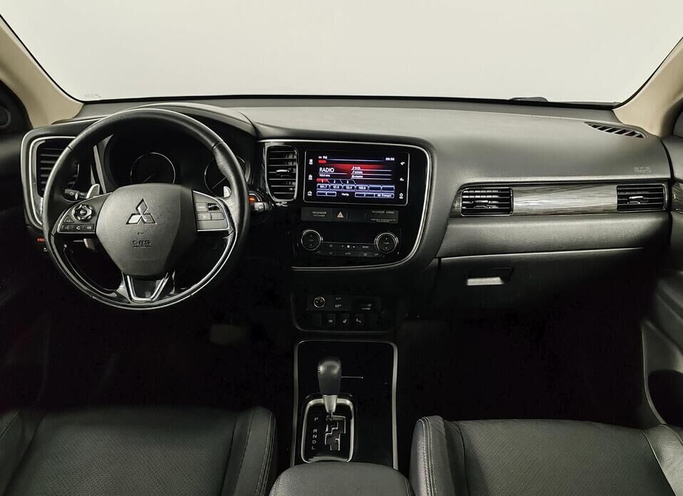 Mitsubishi Outlander, III Рестайлинг 2 2.4 CVT (167 л.с.) 4WD