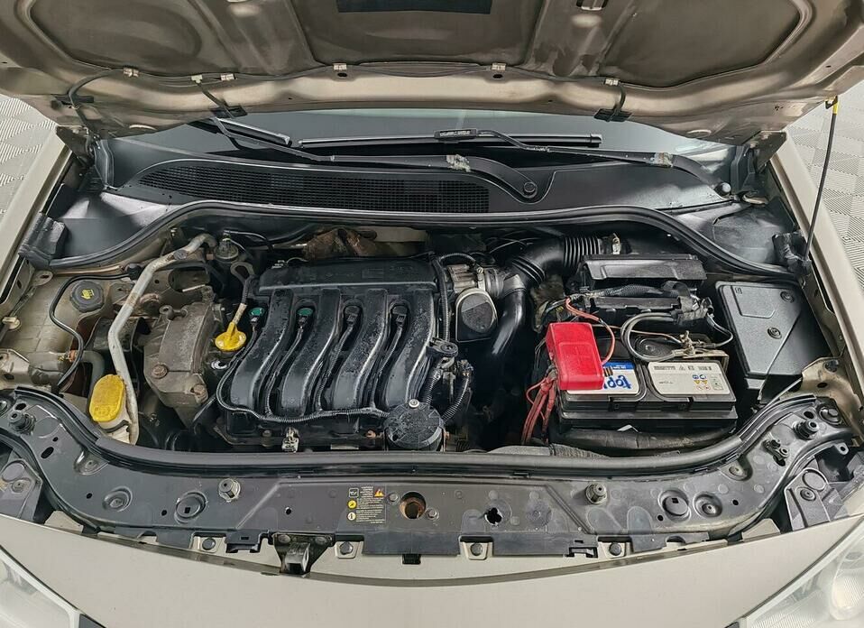 Renault Megane 1.6 MT (115 л.с.)