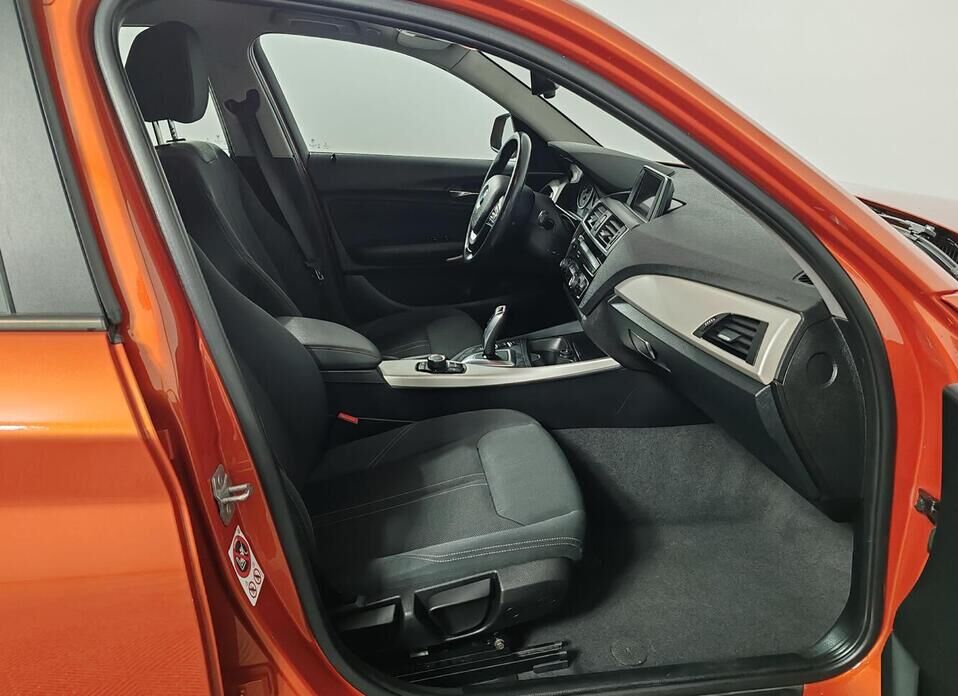 BMW 1 серии, II (F20/F21) Рестайлинг 118i 1.5 AT (136 л.с.)