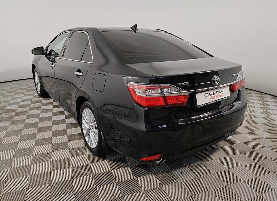Toyota Camry, VII (XV50) Рестайлинг 3.5 AT (249 л.с.)