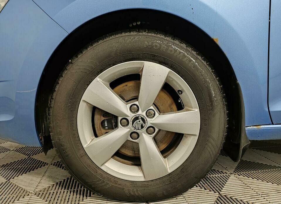 Skoda Rapid 1.4 AMT (122 л.с.)