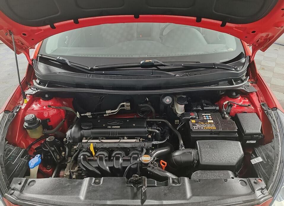 Hyundai Solaris 1.6 AT (123 л.с.)