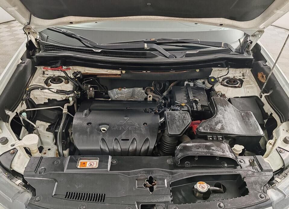 Mitsubishi Outlander, III Рестайлинг 2 2.0 CVT (146 л.с.) 4WD