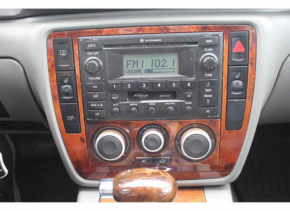 Volkswagen Passat, B5 Рестайлинг 1.8 AT (170 л.с.)