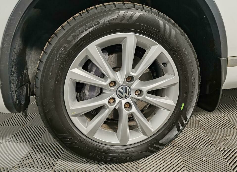 Volkswagen Touareg 3.6 AT (249 л.с.) 4WD