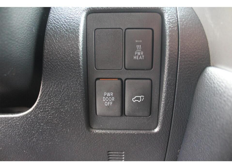 Toyota Land Cruiser, 200 Series Рестайлинг 1 4.5d AT (235 л.с.) 4WD