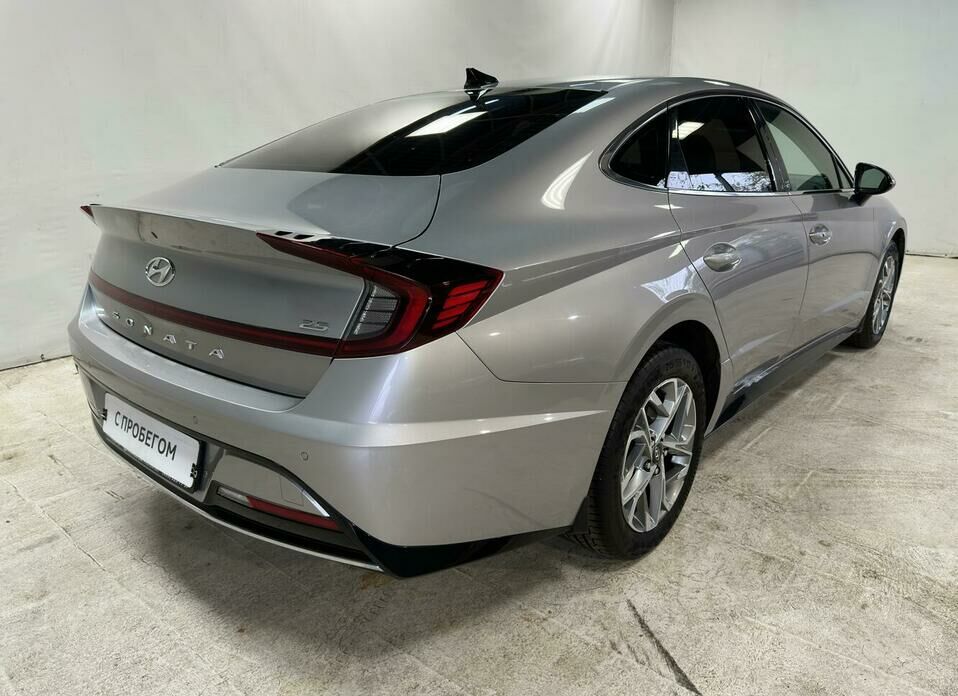 Hyundai Sonata 2.5 AT (180 л.с.)