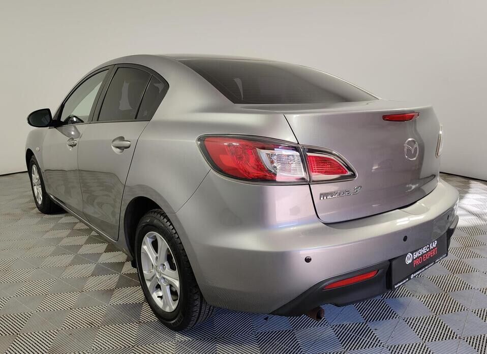 Mazda 3 1.6 AT (105 л.с.)