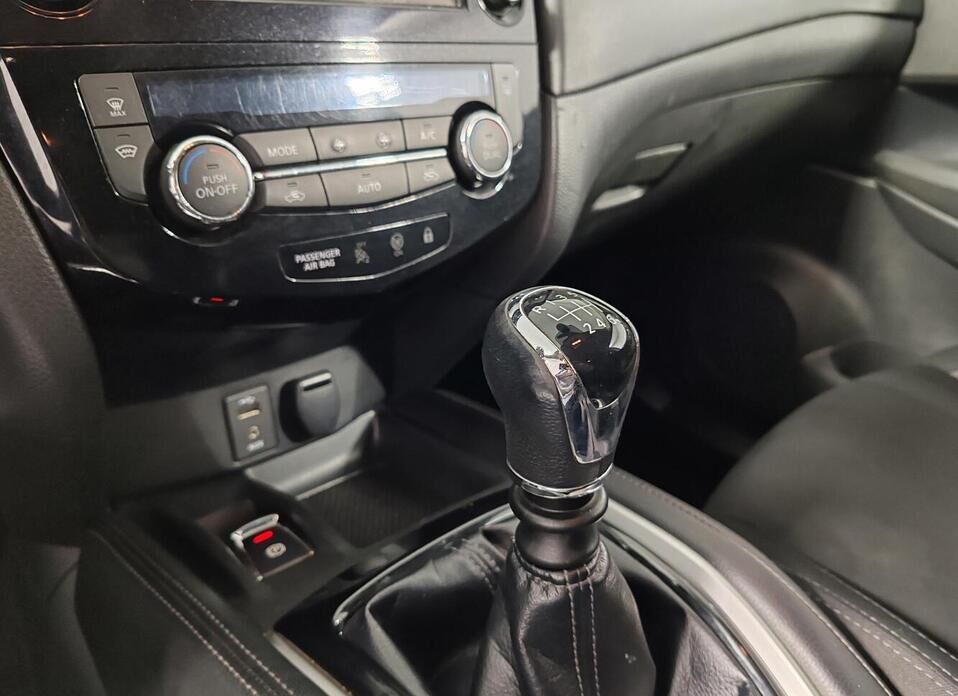Nissan Qashqai, II Рестайлинг 1.2 MT (115 л.с.)