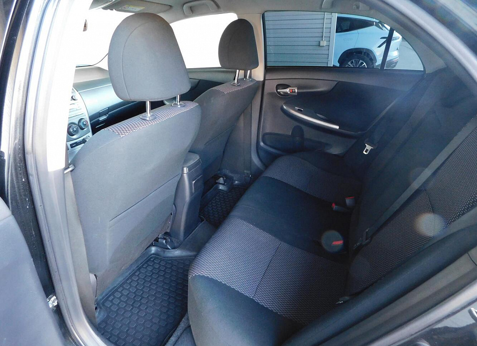 Toyota Corolla, X (E140, E150) Рестайлинг 1.6 AT (124 л.с.)