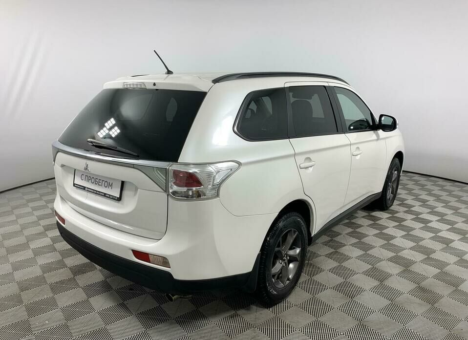 Mitsubishi Outlander 2.0 CVT (146 л.с.) 4WD