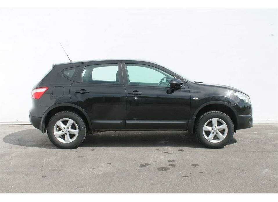 Nissan Qashqai 1.6 MT (114 л.с.)