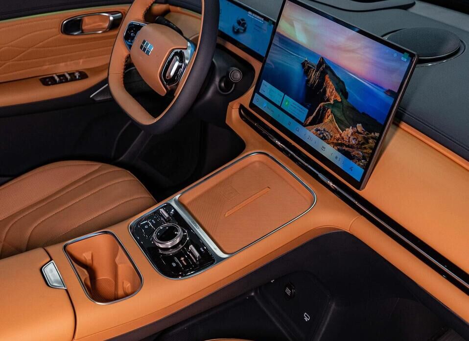 Geely EX5 EM-i 1.5hyb AT (218 л.с.)