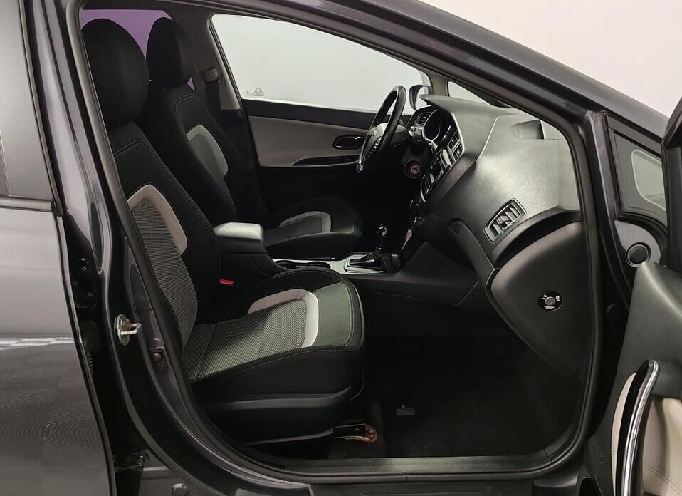 Kia Ceed, II 1.6 AT (129 л.с.)
