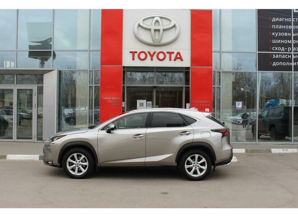 Lexus NX 200t 2.0 AT (238 л.с.) 4WD