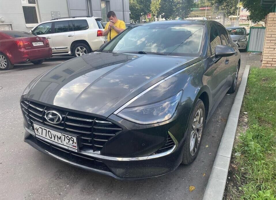 Hyundai Sonata 2.0 AT (150 л.с.)