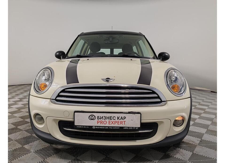 MINI Clubman, I Рестайлинг Cooper 1.6 AT (122 л.с.)