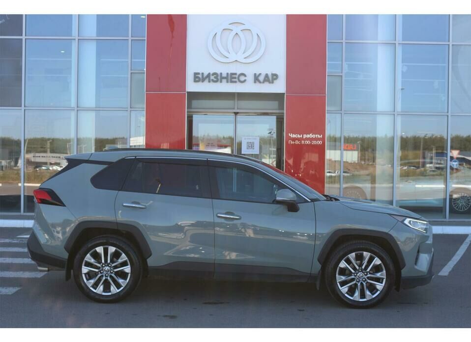 Toyota RAV4 2.5 AT (199 л.с.) 4WD