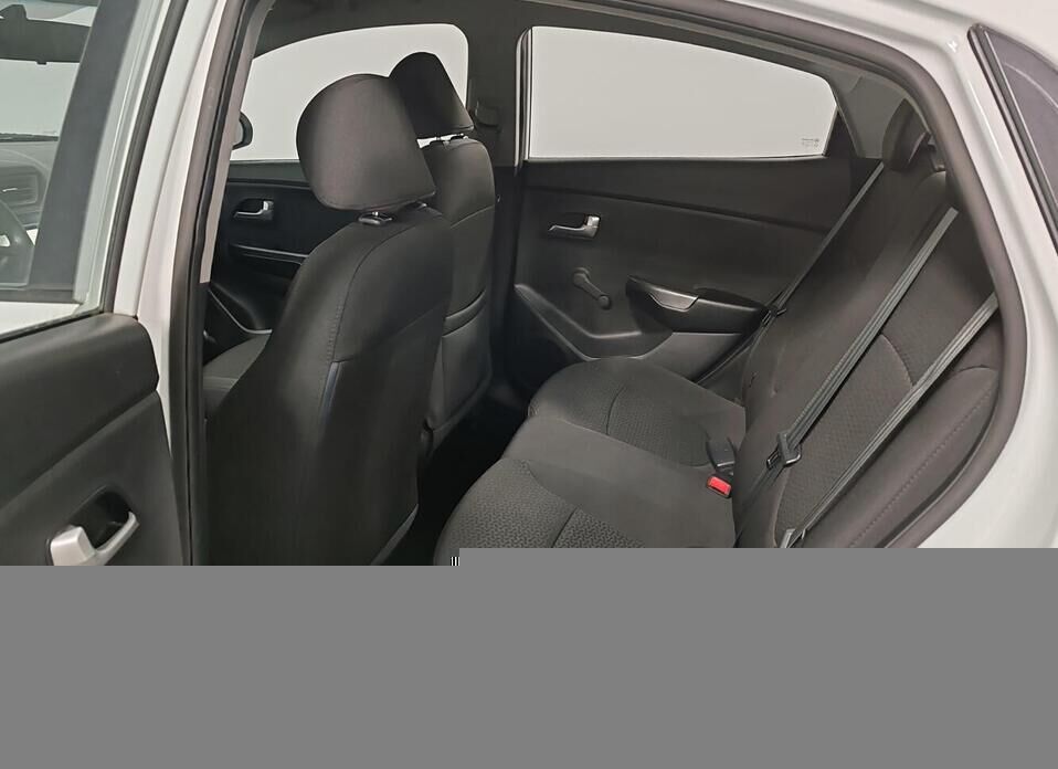 Kia Rio, III 1.4 AT (107 л.с.)