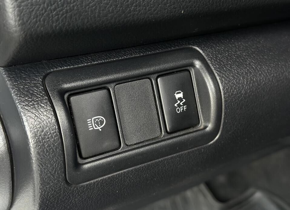 Toyota Camry, VII (XV50) Рестайлинг 2.5 AT (181 л.с.)