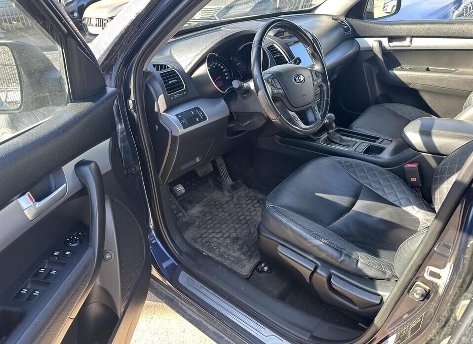 Kia Sorento, II Рестайлинг 2.4 AT (175 л.с.) 4WD