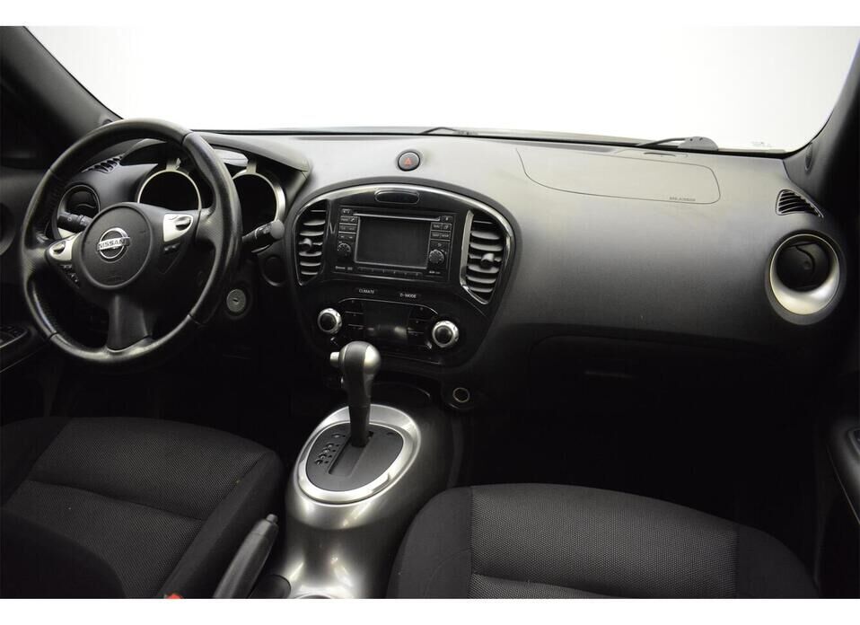 Nissan Juke 1.6 CVT (117 л.с.)