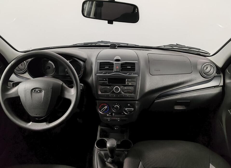 LADA (ВАЗ) Granta, I Рестайлинг Cross 1.6 MT (90 л.с.)