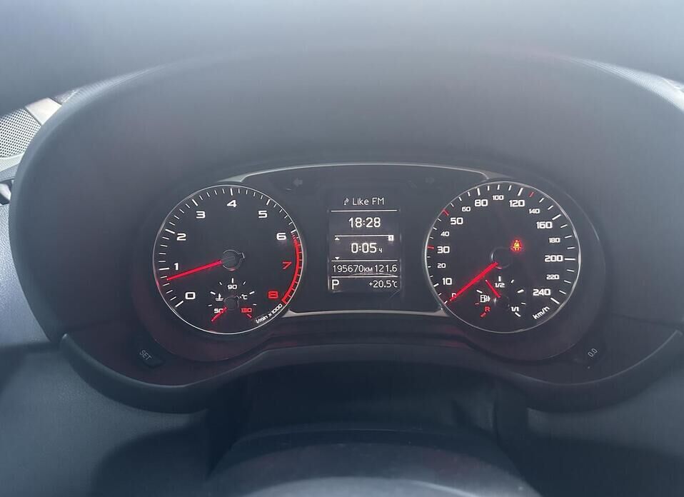 Audi A1 1.4 AMT (122 л.с.)