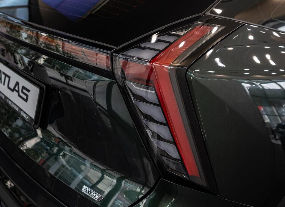 Geely Atlas, II 2.0 AT (200 л.с.) 4WD