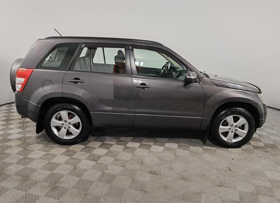 Suzuki Grand Vitara, III Рестайлинг 2.4 AT (169 л.с.)