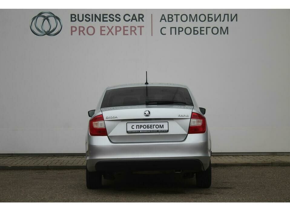 Skoda Rapid 1.6 MT (90 л.с.)