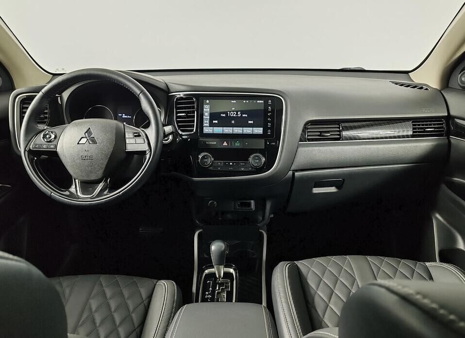 Mitsubishi Outlander, III Рестайлинг 3 2.0 CVT (146 л.с.)